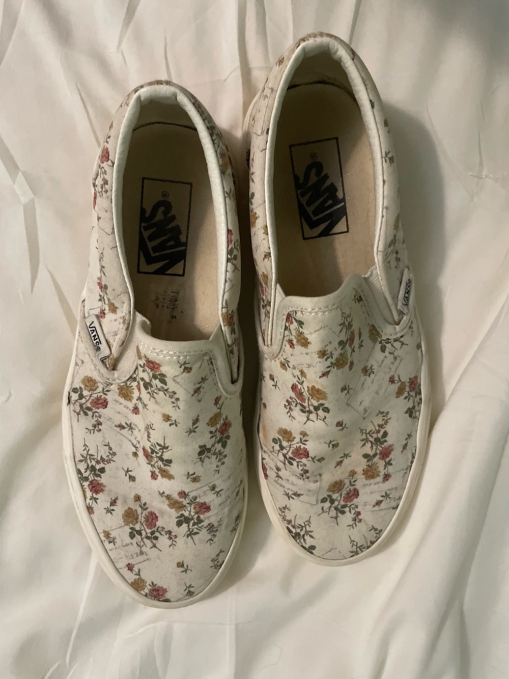 Vans Kids Floral Slip-On Sneakers - Cream with Pink and Green Floral